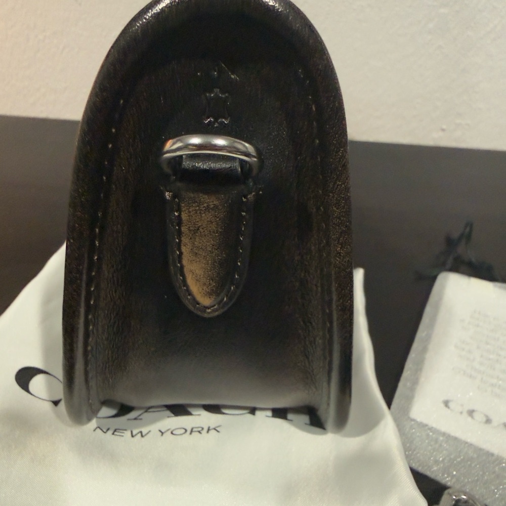 Coach Waverly Crossbody Bag in Loved Leather - Picture 5 of 9